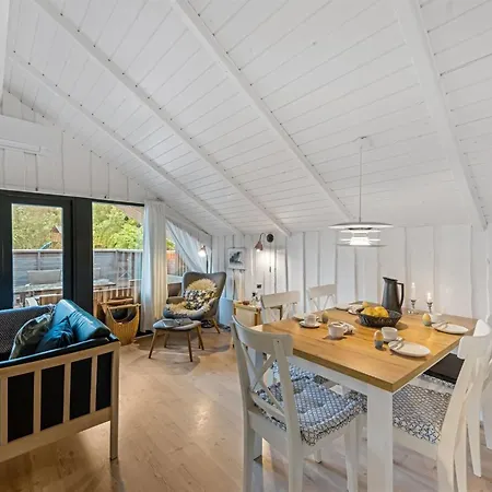 Holiday home Giselle - 10km From The Sea By Interhome