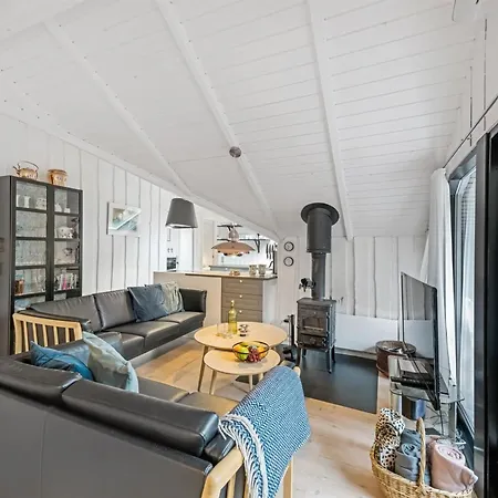 Holiday home Giselle - 10km From The Sea By Interhome